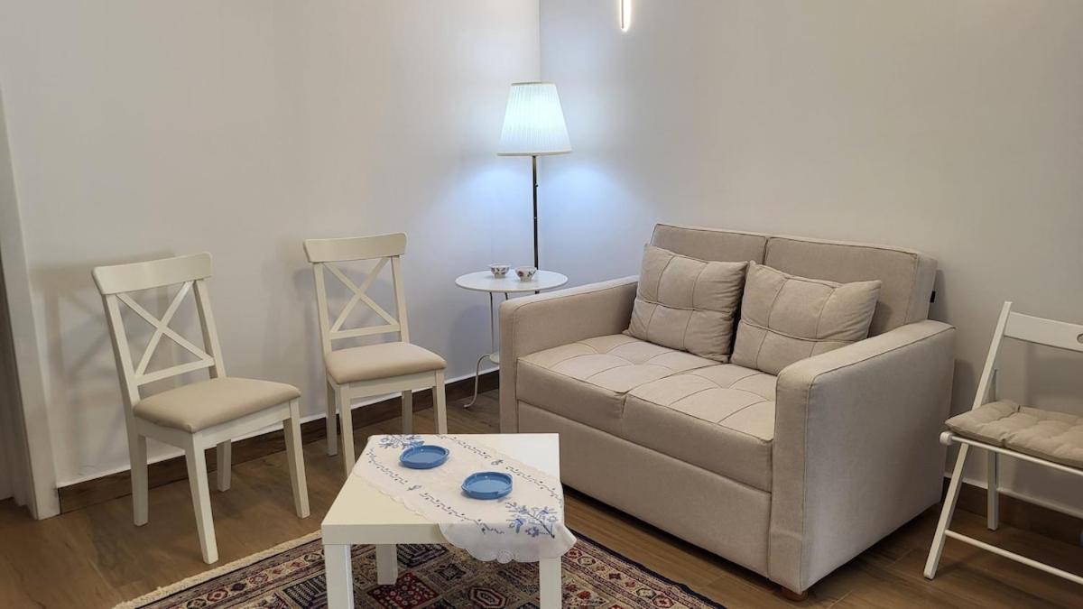 Apartment Symphony